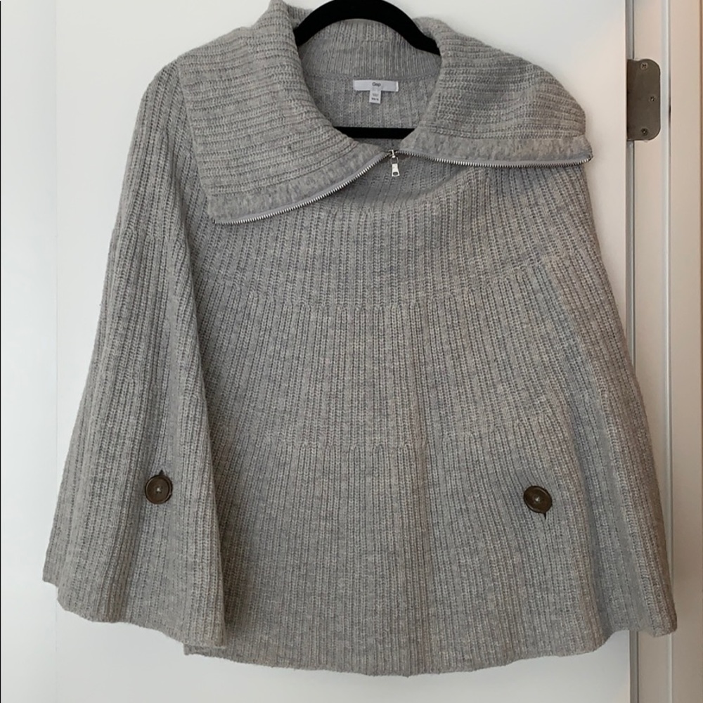 Gap Poncho